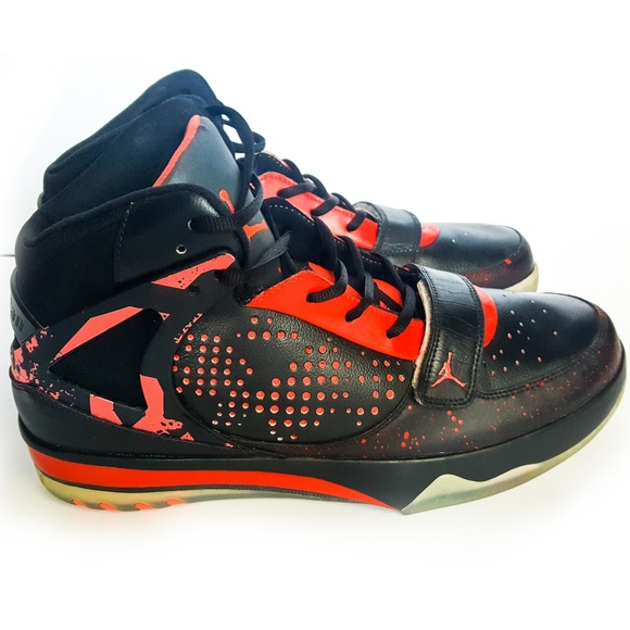 black jordans size 13